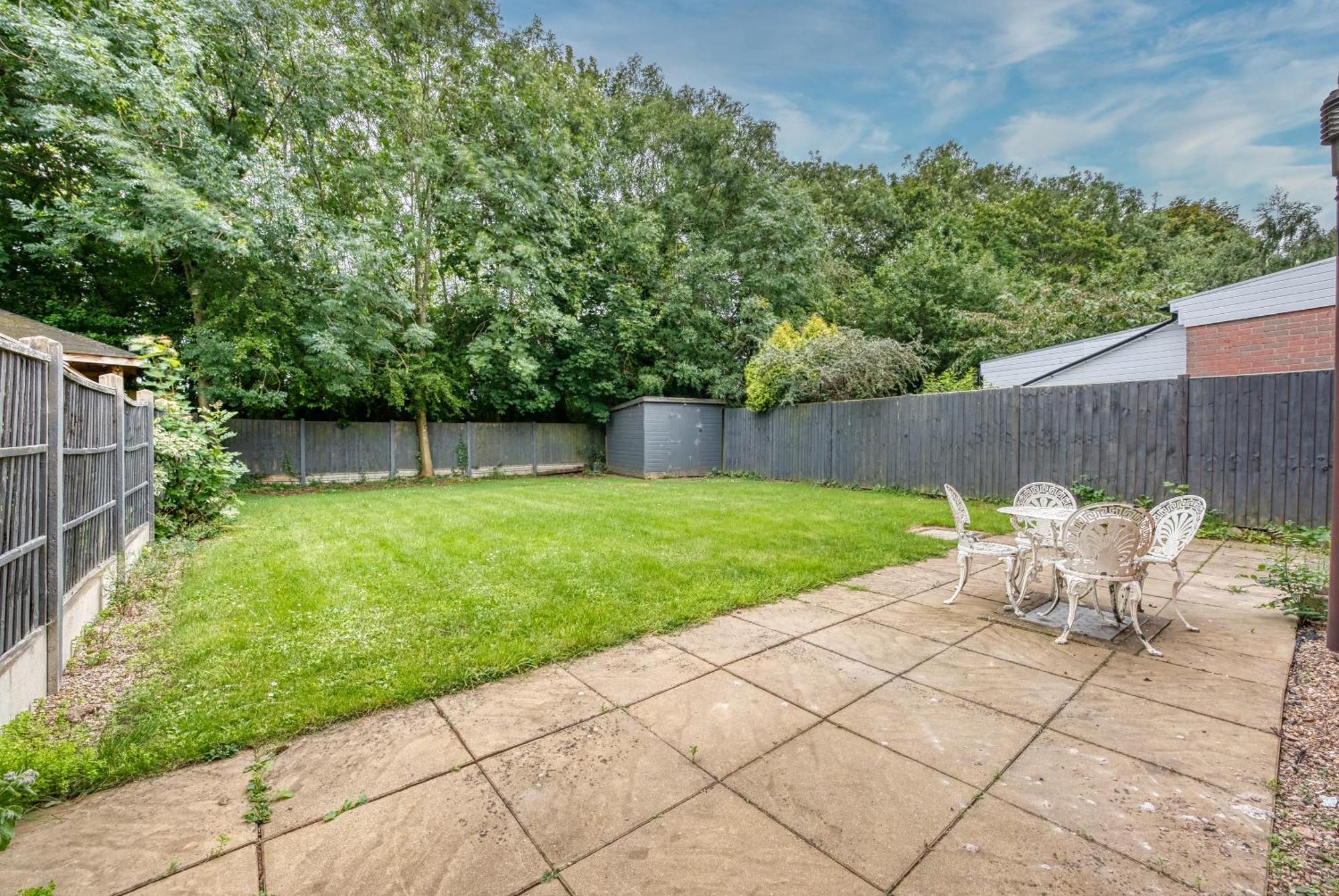 Capri 13 Sa: University-Adjacent House with Garden and Motorway Access Loughborough Exterior photo